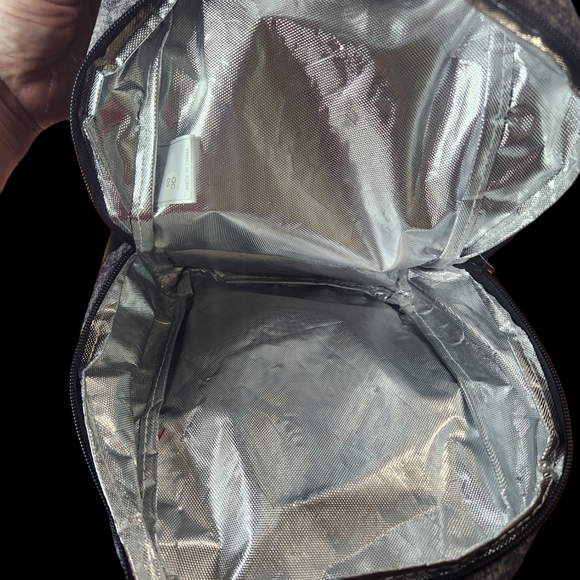 Adidas - Santiago gray with signature stripes insulated lunch bag - Picture 9 of 9